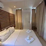 Physis Oikos Beachfront Апартаменты