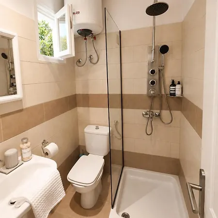 Physis Oikos Beachfront *